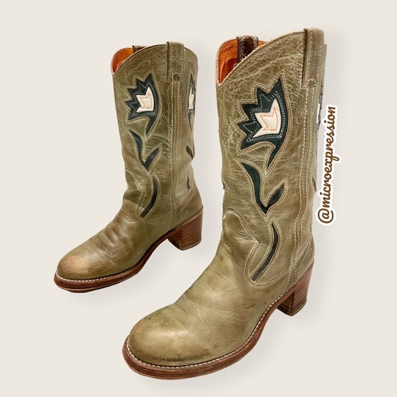 VINTAGE Frye Floral Inlay Green Boho Leather Chunky Heel Pull On Campus Boot - Picture 9 of 10